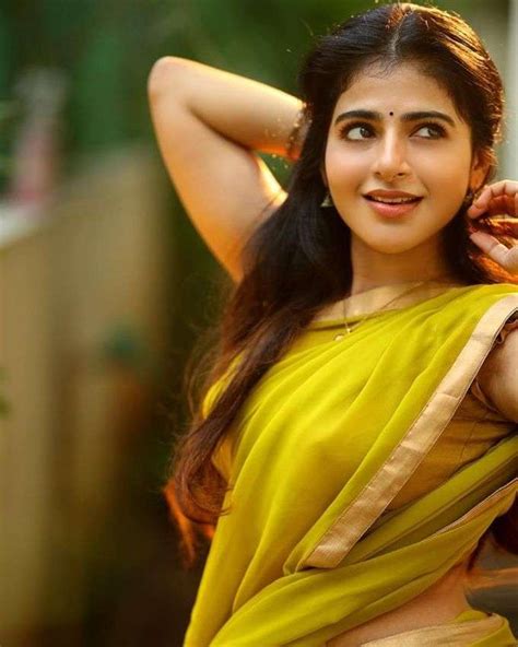 iswarya menon boobs|Tamil actress sexy pics,சேலையில் அழகுச் சிலையாக .